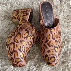 Rachel Comey Hand Painted Clogs Leopard 8.5 EUC